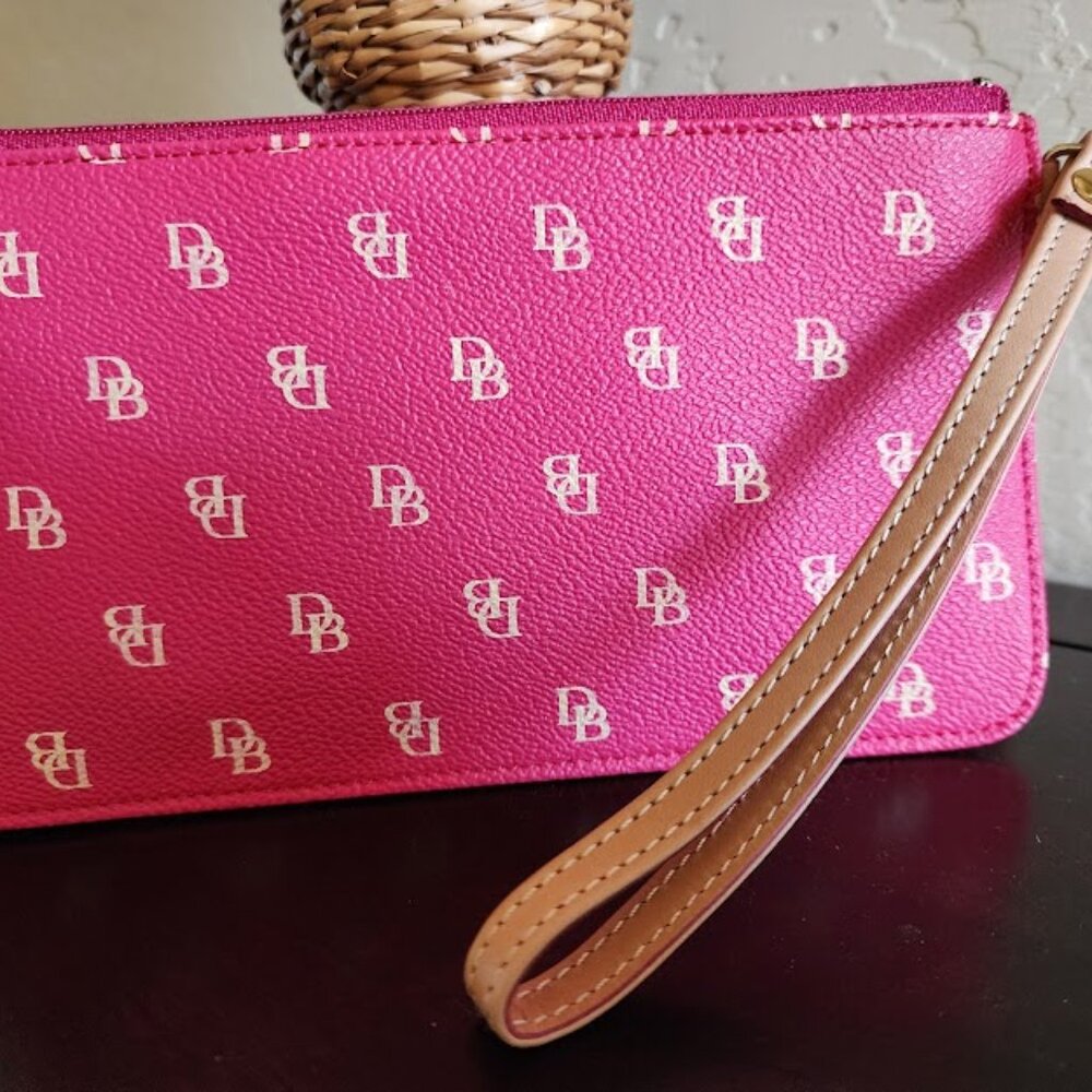 SOLD!!!Dooney & Bourke Monogram Set - Picture 11 of 13